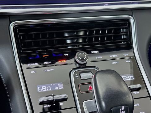 Certified 2022 Porsche Panamera GTS AWD/4WD image 18