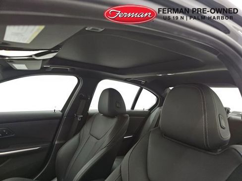 Used 2025 BMW 330i Sedan image 6