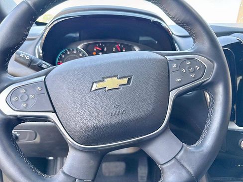 Used 2023 Chevrolet Traverse LT AWD/4WD image 20