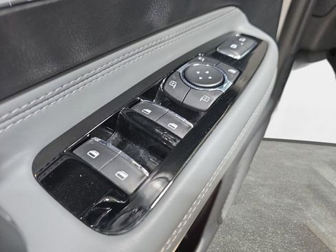 Certified 2022 Lincoln Corsair Reserve w/ Elements Package image 23