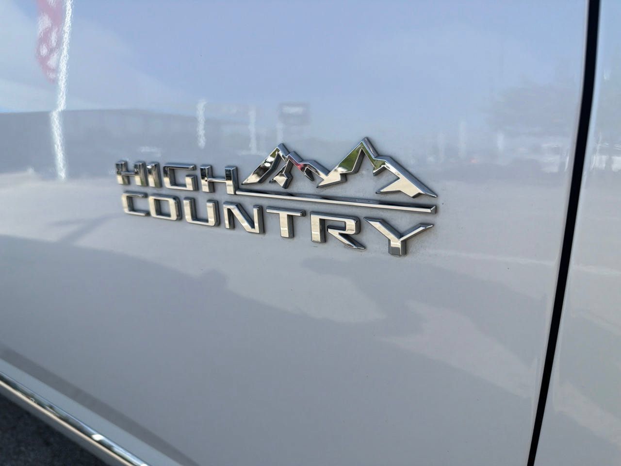 Used 2022 Chevrolet Traverse High Country AWD/4WD image 4