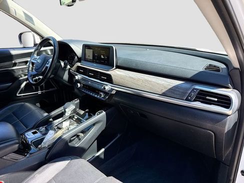 Used 2020 Kia Telluride EX image 30