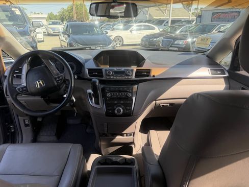 Used 2012 Honda Odyssey Touring image 24