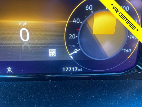 Used 2024 Volkswagen Atlas Cross Sport SEL Premium R-Line AWD/4WD image 32