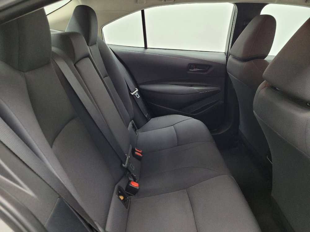 Used 2022 Toyota Corolla LE FWD image 19