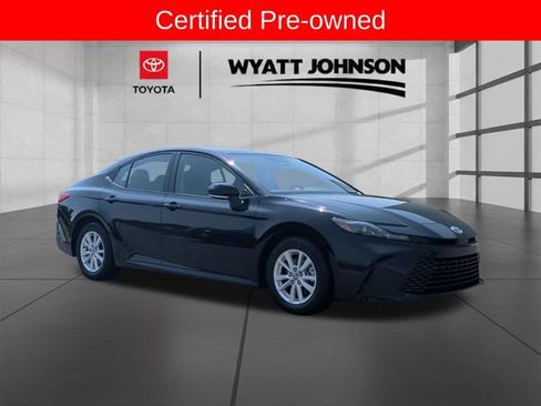 Certified 2025 Toyota Camry LE FWD image 7