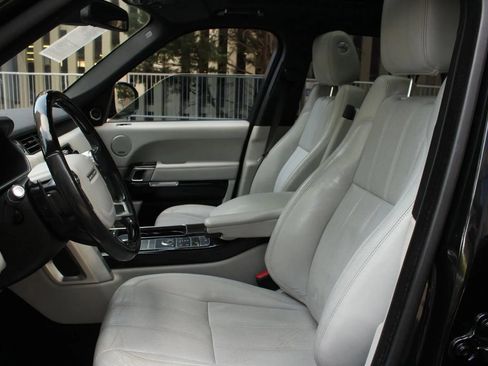 Used 2016 Land Rover Range Rover HSE AWD/4WD image 28