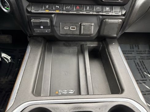 Used 2020 Chevrolet Silverado 3500 High Country w/ Gooseneck/5TH Wheel Package image 39