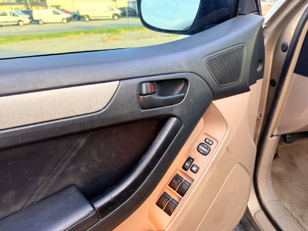 Used 2006 Toyota 4Runner SR5 RWD image 18