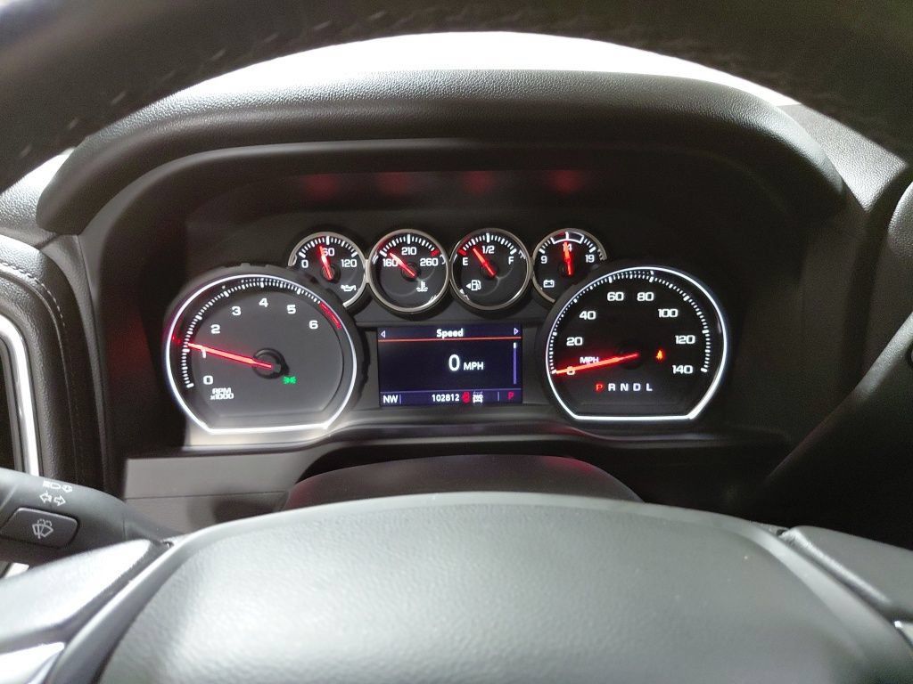Used 2021 Chevrolet Silverado 1500 LT Trail Boss w/ Bed Protection Package AWD/4WD image 29