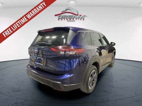 Used 2025 Nissan Rogue SV AWD/4WD image 20