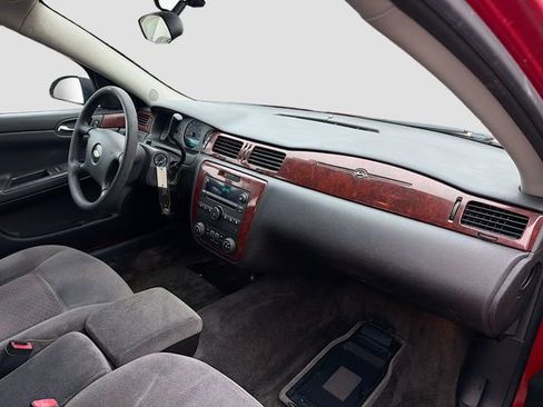Used 2008 Chevrolet Impala LT image 23