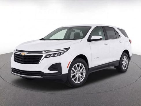 Used 2024 Chevrolet Equinox LT FWD image 8