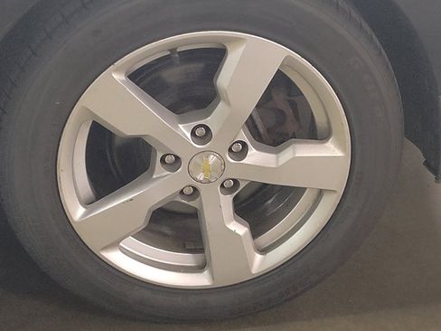 Used 2014 Chevrolet Volt Premium w/ Premium Trim Package FWD image 31