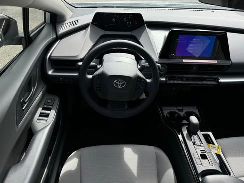 New 2024 Toyota Prius LE image 19