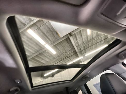 New 2026 Acura MDX SH-AWD image 21