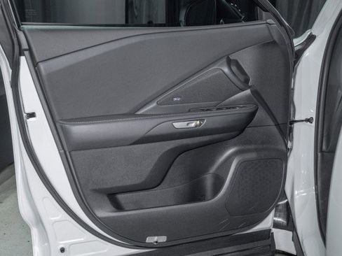 Used 2026 Lexus TX 500h AWD image 9