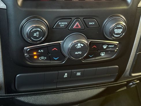 Used 2019 RAM 1500 Express w/ Wheel & Sound Group AWD/4WD image 24