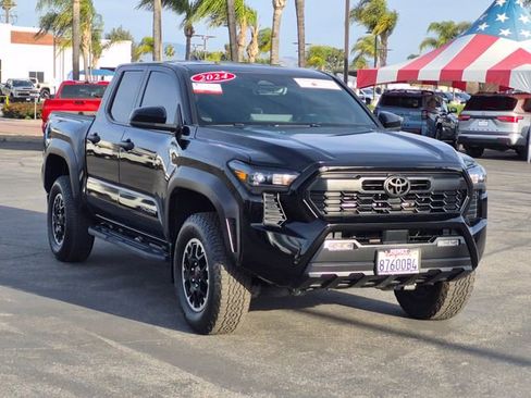 Used 2024 Toyota Tacoma TRD Off-Road AWD/4WD image 3