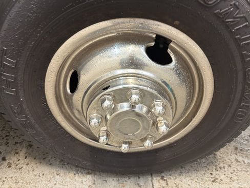 Used 1997 Ford F350 XLT image 31