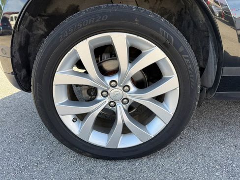 Used 2020 Land Rover Range Rover Evoque SE AWD/4WD image 15