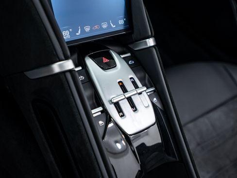 Used 2025 Ferrari Roma Spider image 24