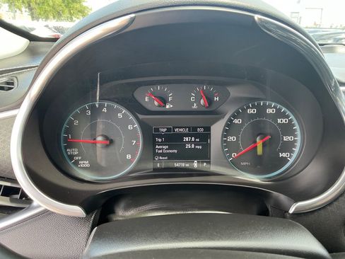 Used 2019 Chevrolet Malibu LT image 34