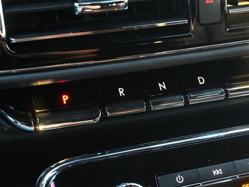 Used 2024 Lincoln Navigator L Black Label image 13