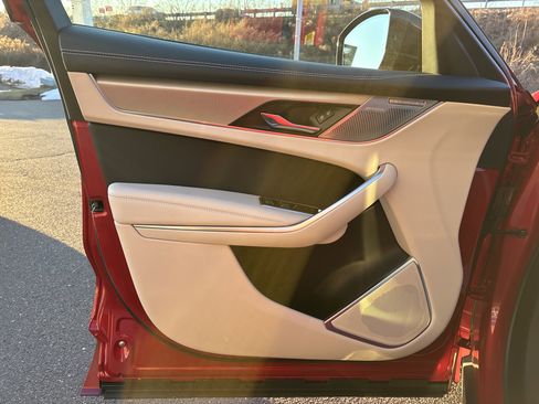 Certified 2026 Jaguar F-PACE R-Dynamic S image 11