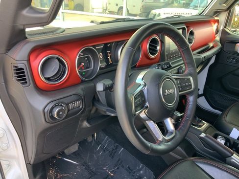 Certified 2019 Jeep Wrangler Unlimited Rubicon image 15