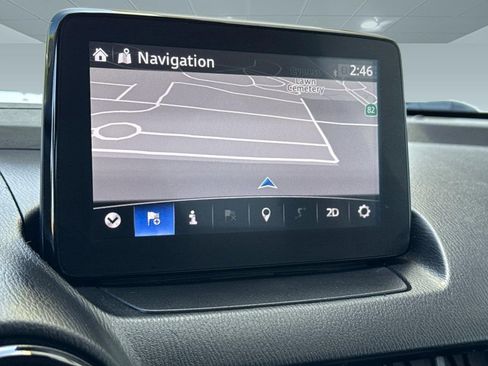 Used 2019 Toyota Yaris LE image 24