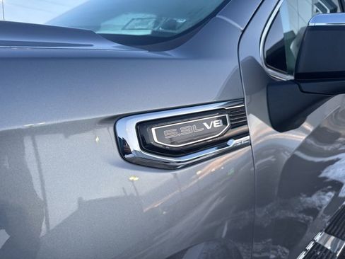 Used 2021 GMC Sierra 1500 SLE image 3