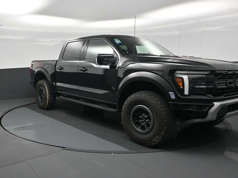 Certified 2025 Ford F150 Raptor AWD/4WD image 2