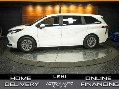 Used 2024 Toyota Sienna LE