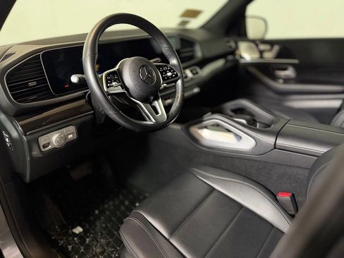 Used 2022 Mercedes-Benz GLE 350 4MATIC w/ Premium Package image 16