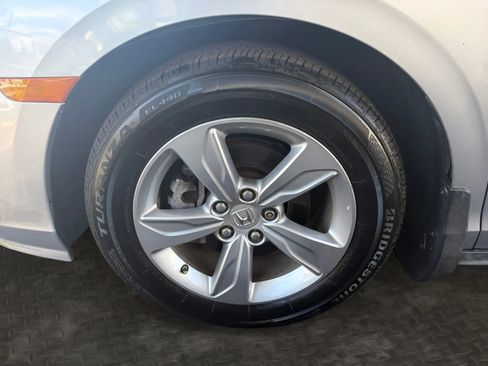 Used 2018 Honda Odyssey EX-L image 38