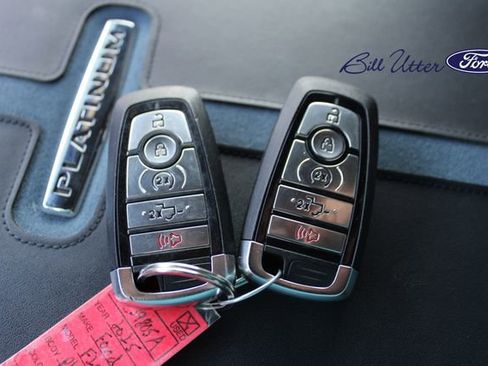 Used 2025 Ford F250 Platinum w/ FX4 Off-Road Package image 26