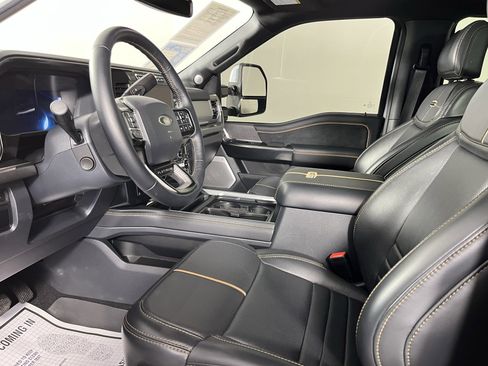 Used 2024 Ford F350 Platinum AWD/4WD image 8