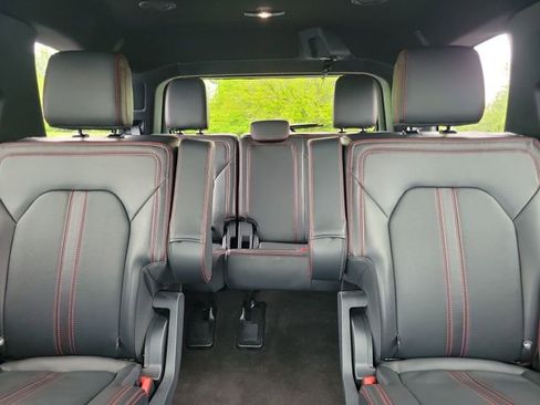 Used 2023 Ford Expedition Limited AWD/4WD image 22
