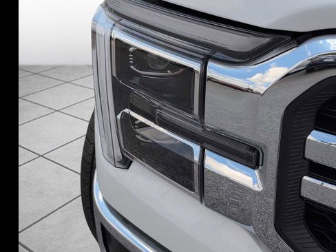 New 2025 Ford F150 Lariat w/ Equipment Group 502A High image 3