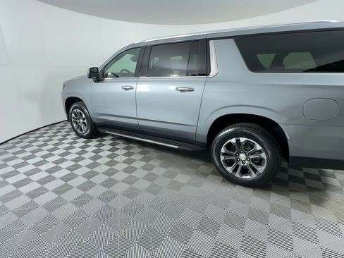 New 2026 Chevrolet Suburban LT w/ Comfort Package image 65