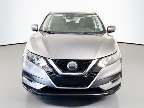 Used 2020 Nissan Rogue Sport S w/ Appearance Package FWD image 2