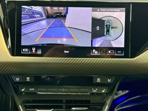 Used 2022 Audi RS e-tron GT w/ Carbon Performance Package image 13