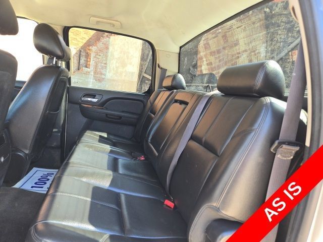 Used 2011 GMC Sierra 1500 SLT w/ SLT Convenience Package AWD/4WD image 13