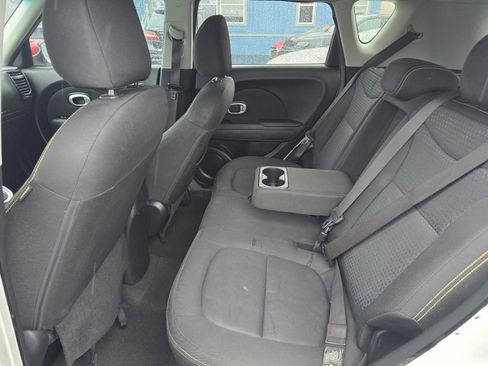 Used 2016 Kia Soul + w/ Designer's Package FWD image 17
