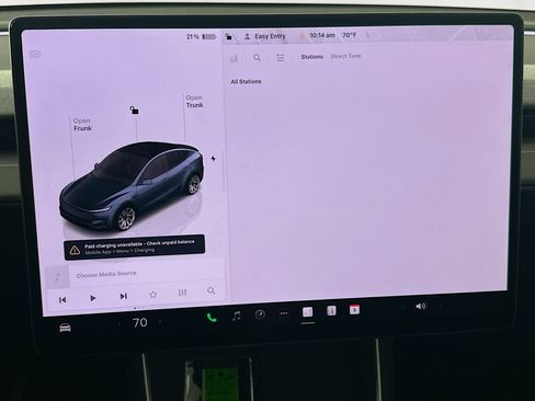 Used 2026 Tesla Model Y 2WD image 18