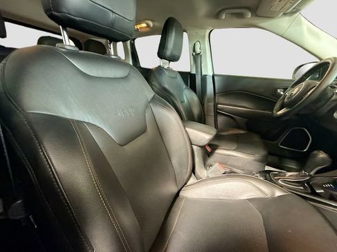 Used 2018 Jeep Compass Limited AWD/4WD image 26