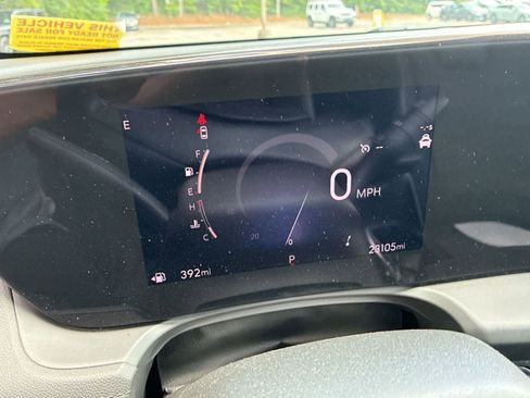 Used 2025 Buick Encore GX Preferred FWD image 16