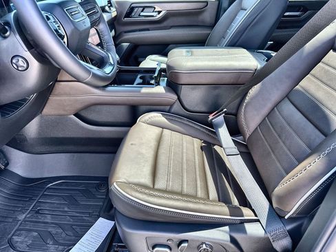 New 2026 GMC Yukon XL Denali Ultimate image 24