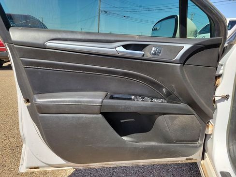 Used 2014 Ford Fusion Titanium image 18